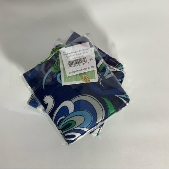 Vera Bradley NWT Notebook Mediterranean Blue 4x4 Blank Pages Elastic Band Close - Picture 6 of 10